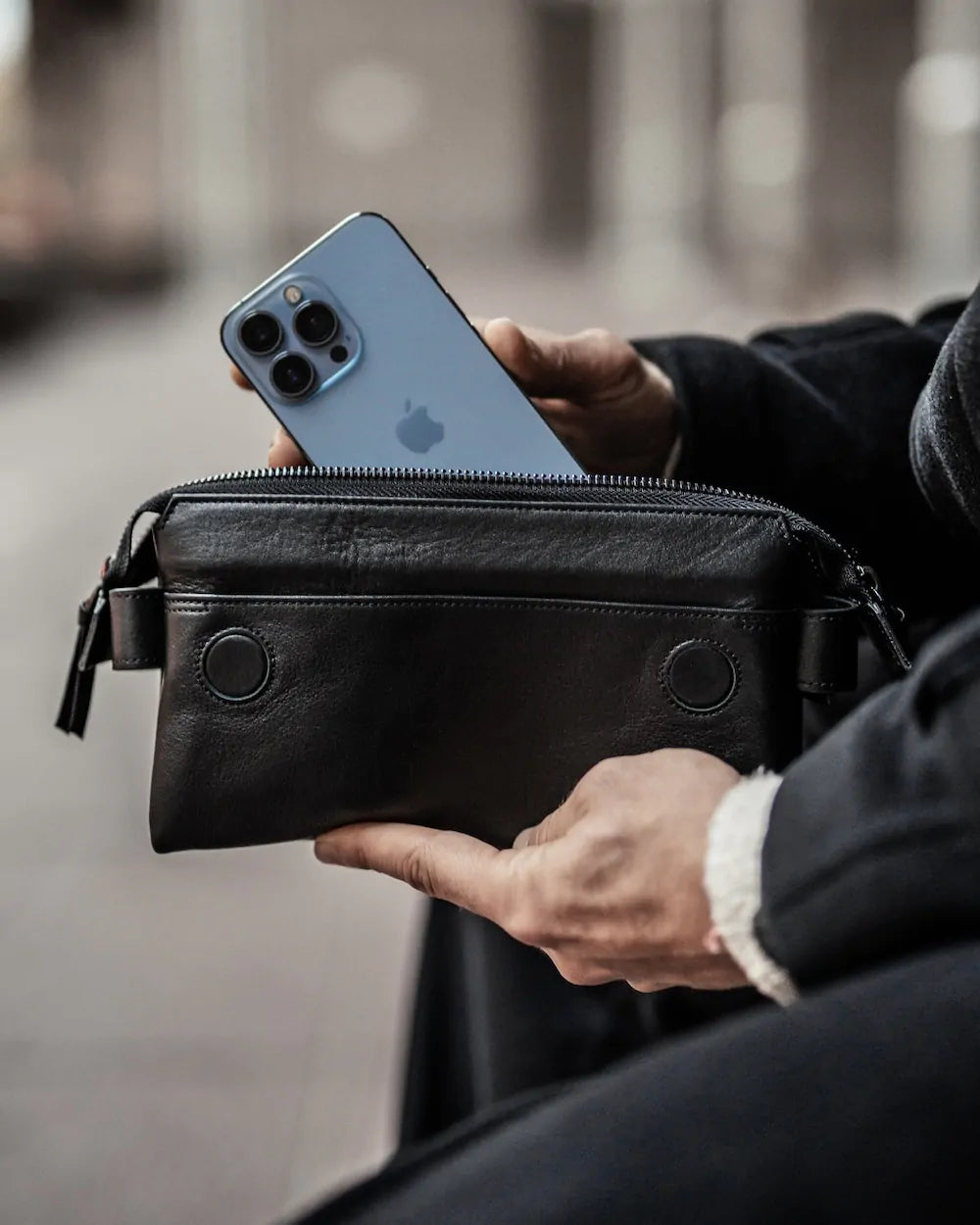 Newcastle Premium Genuine Calf Leather Handheld Clutch Bag