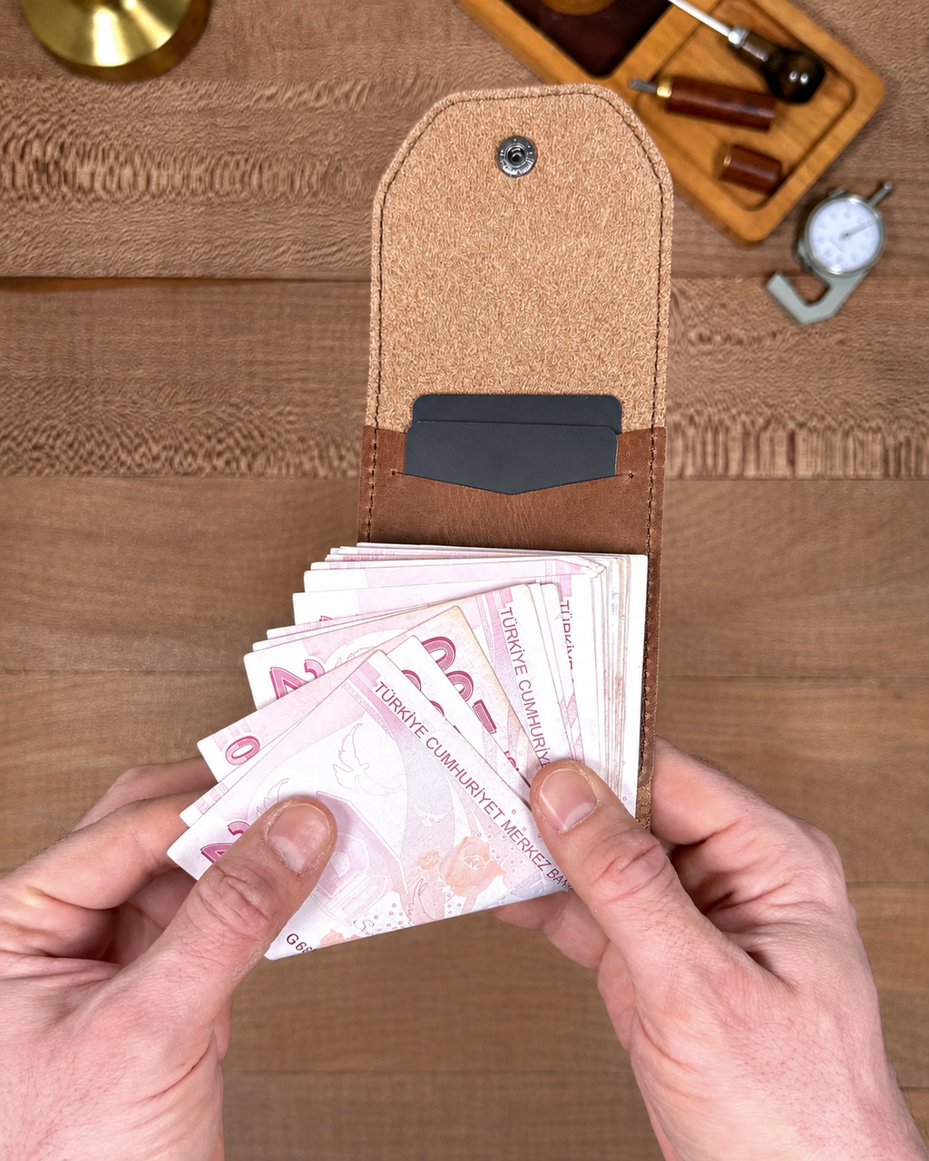 Rome Brown Genuine Leather Bifold Card & Cash Wallet
