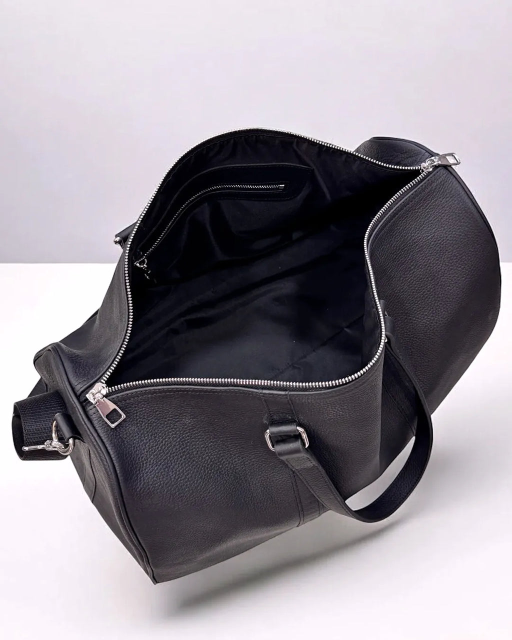 Swieqi Classic Black Genuine Leather Zip Travel Duffle Bag